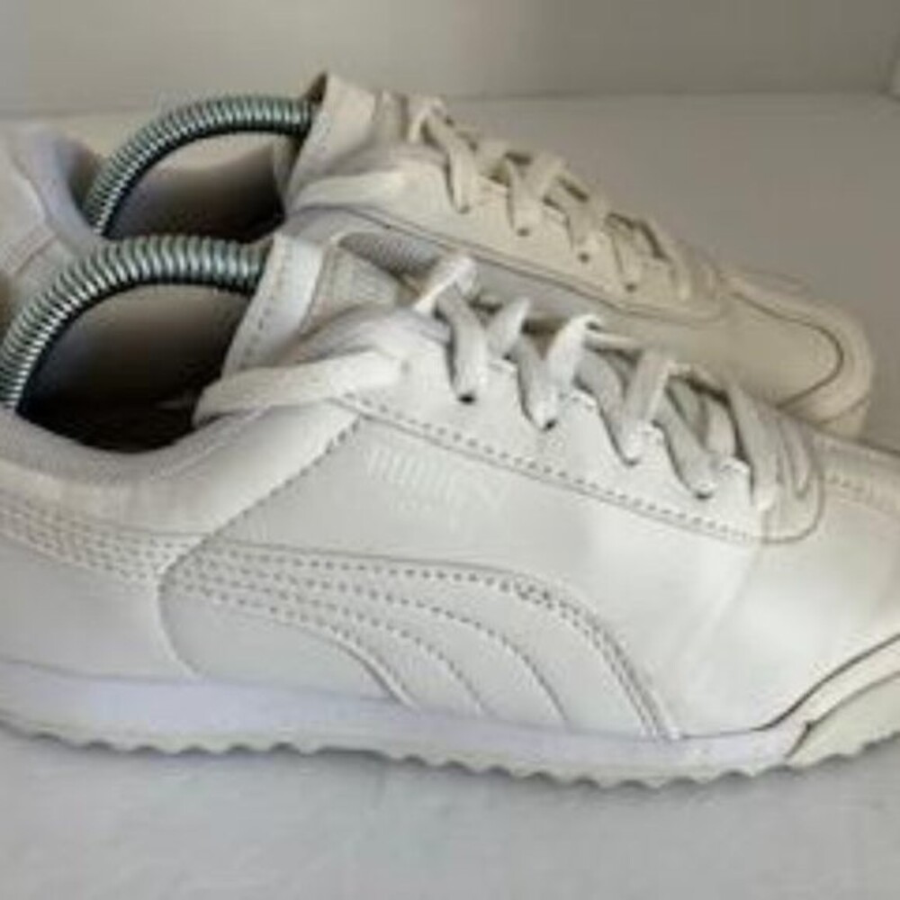 Puma 361594-14: Boys' Roma Basic PS-K Kid White Sneaker sz 3C